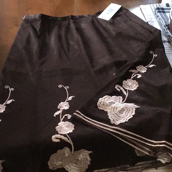 Nygard skirt with matching jacket - Picture 2 of 5